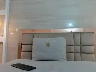  candy-rosemary chat room