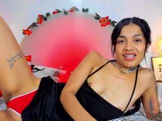 charlottequeen02 webcam