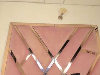 esmeraldaasm's CamSoda show and profile