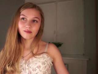 francesmikolajcz... Live Webcam on CamSoda