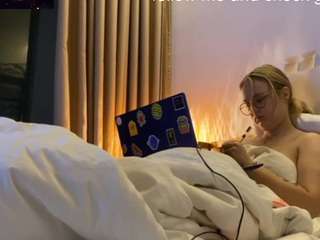 jacywinslat Strip live webcam