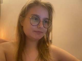 jacywinslat's CamSoda show and profile