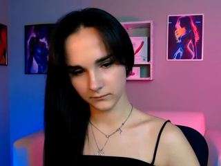 laratiz Live Webcam on CamSoda