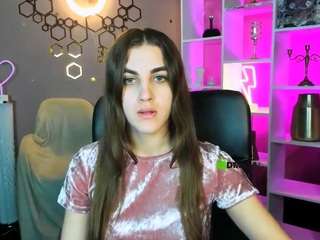 leona-light from CamSoda