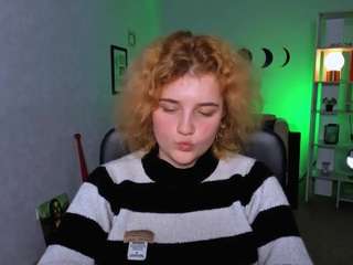 leona-light Live Webcam on {site_name}