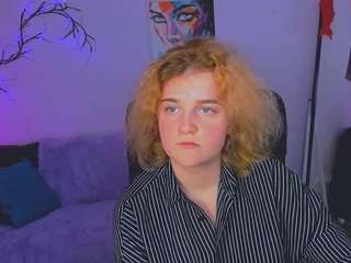 leona-light Live Webcam on CamSoda