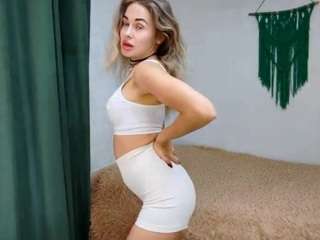 lilliadeneen Live Webcam on CamSoda