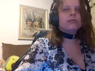 Goal: lick my finger - Hey, I’m Nicole and it