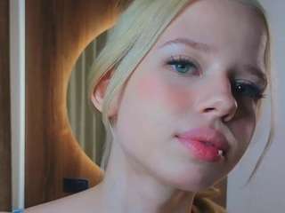 meghanrupard webcam model