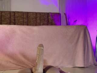 missdionne-curly webcam