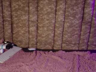 missdionne-curly webcam