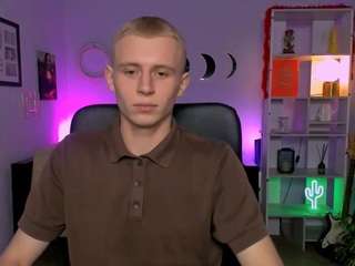 rafael-bien, male webcam model,  years old, on live webcam