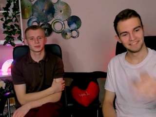 rafael-bien's CamSoda show and profile