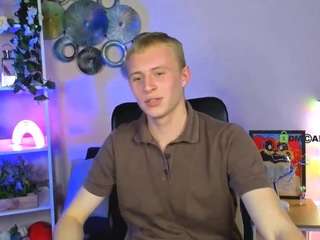 rafael-bien's CamSoda show and profile