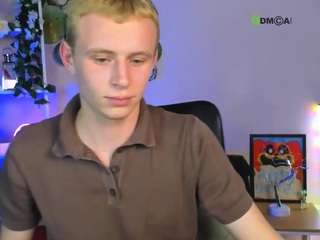 rafael-bien's CamSoda show and profile