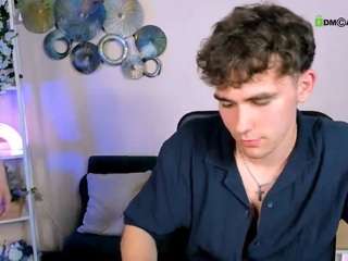 Este modelo está ao vivo agora. rafael-bien