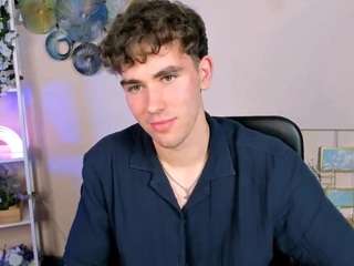Este modelo está ao vivo agora. rafael-bien
