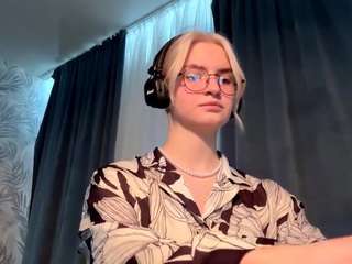  simonaaguada chat room