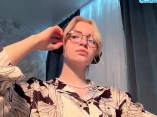  simonaaguada chat room