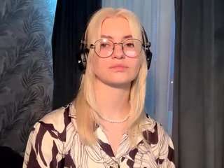  simonaaguada chat room