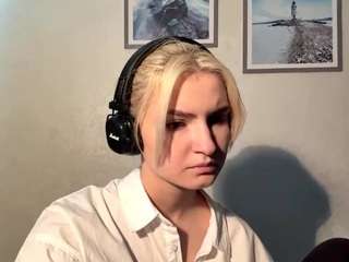 simonaaguada webcam model