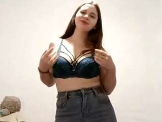 tasiamariacher Live Webcam on CamSoda