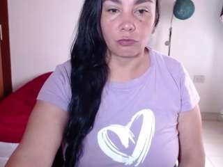  vivian-milf-paint chat room