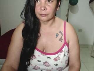 vivian-milf-paint webcam