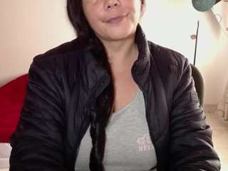 vivian-milf-paint webcam