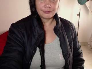 vivian-milf-paint webcam