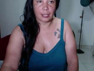 vivian-milf-paint webcam