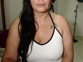 vivian-milf-paint webcam