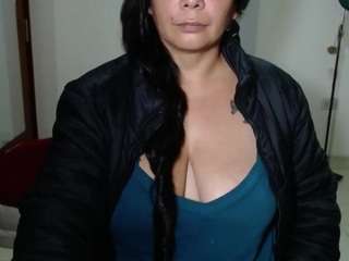 vivian-milf-paint webcam