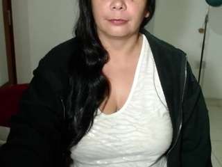 vivian-milf-paint