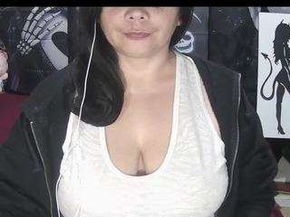 vivian-milf-paint