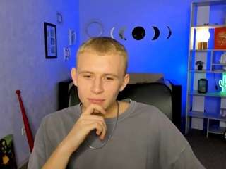 xevier-loyd Live Webcam on {site_name}