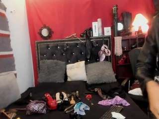 AmelieMartinez live cam preview