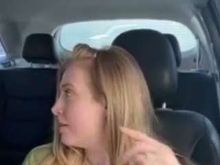 bambiiblue333 from CamSoda is Freechat