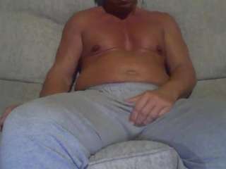 downdawg925 Live Webcam on CamSoda