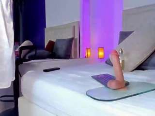  hanna-doll chat room