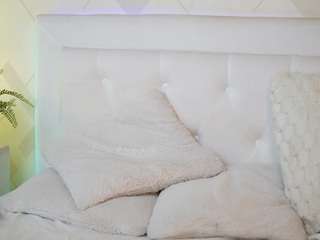 jadehasy Live Webcam on CamSoda