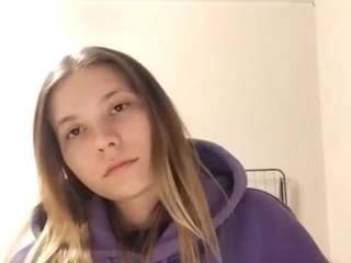 kallievergamini's CamSoda show and profile