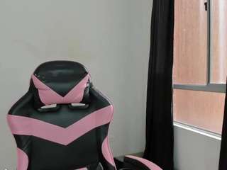 kmipearll Live Webcam on CamSoda