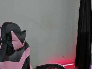 kmipearll Live Webcam on CamSoda