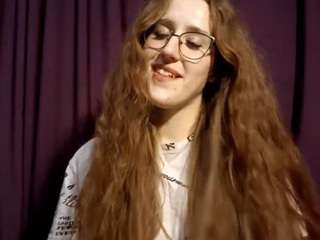 krystensveum Live Webcam on CamSoda