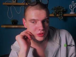 lika-pop Live Webcam on CamSoda