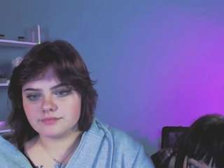 lika-pop's CamSoda show and profile