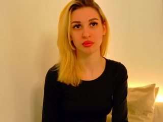 syiaaa live cam profile