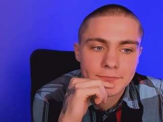 thomas-crow Live Webcam on {site_name}