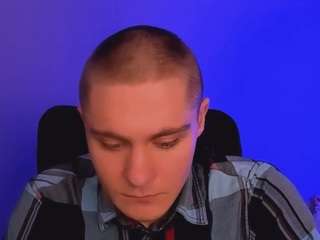 thomas-crow Live Webcam on {site_name}